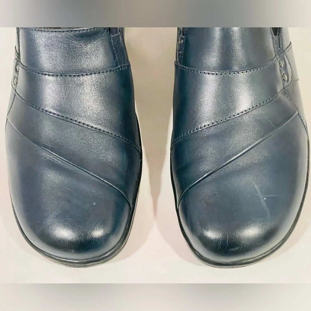 Clarks “May Marigold” Navy Banded Studded Genuine Leather Slip On Loafers